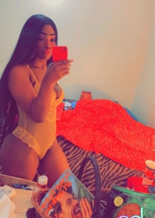 Round Rock | Escort Rose-23-1489374-photo-1