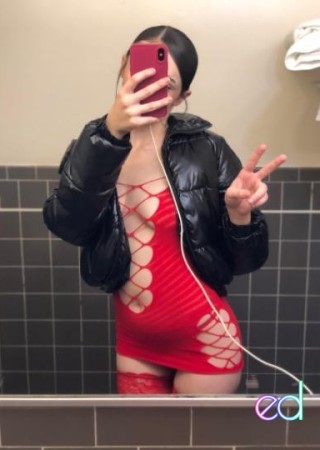 New London | Escort Lola-19-1521145-photo-5