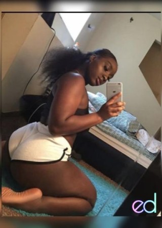 Williamsburg | Escort CoCo-27-1508004-photo-1