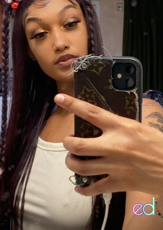 Los Angeles | Escort Trophy-21-1482686-photo-2