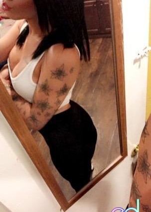 Kirkland | Escort Latin-30-1489000-photo-3