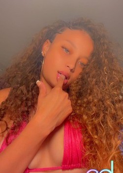 Perris | Escort Platinum Chanel-22-1496806-photo-7