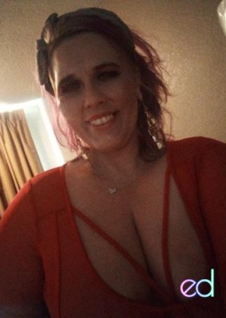 North Lakes | Escort Cat-37-1519319-photo-2