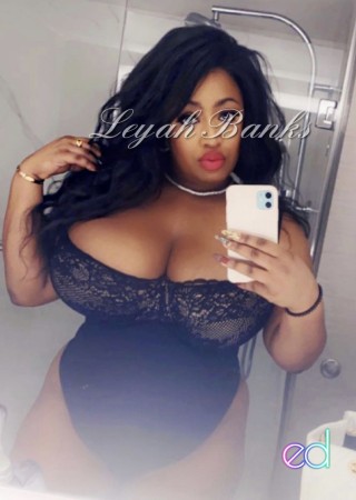 Mobile | Escort Leyah-26-1480693-photo-3