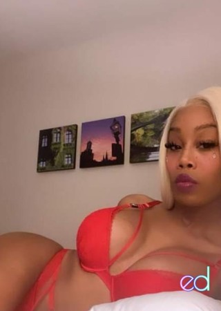 Lafayette | Escort Long Red-23-1489039-photo-2