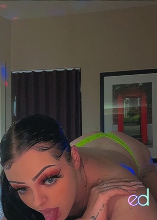 Surprise | Escort Honey-21-1487920-photo-1