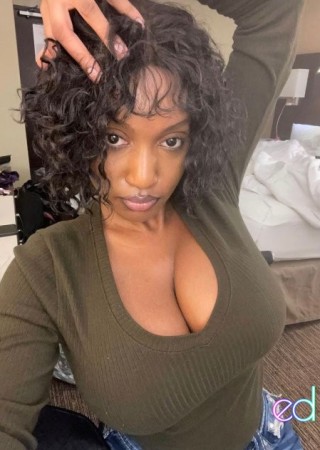 Detroit | Escort Kylie-25-1522475-photo-1