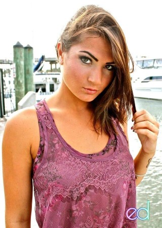 New Haven | Escort TIFFANY-22-1472252-photo-1