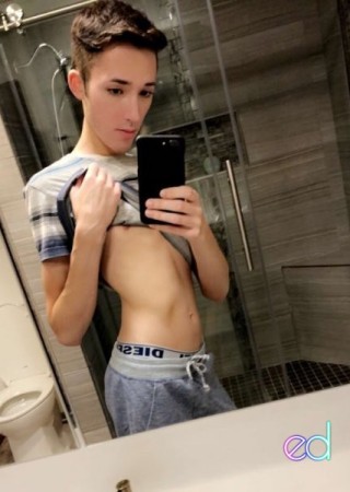 Long Beach | Escort Pence-18-1484398-photo-1