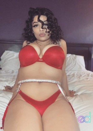 Chico | Escort Lilly-25-1479095-photo-1