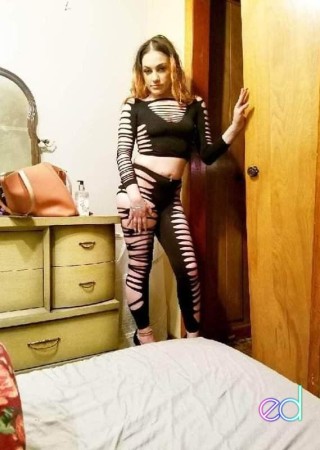 Cheektowaga | Escort Stephanie-25-1477579-photo-2