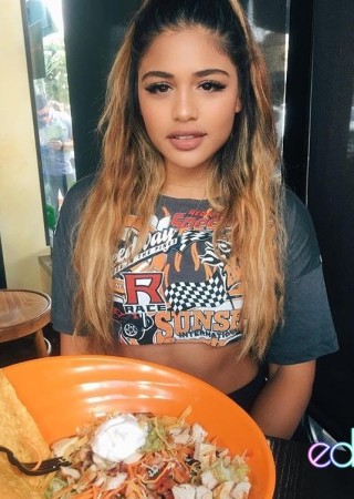 Sacramento | Escort Lilly-22-1472037-photo-2