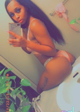 Salem | Escort honeey-20-1476338-photo-2