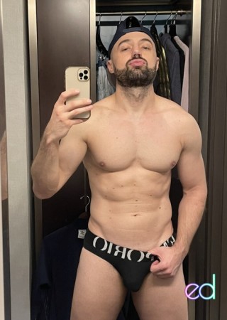 Sacramento | Escort Eager-28-1483212-photo-2