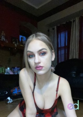 Racine | Escort Annika-22-1493666-photo-1