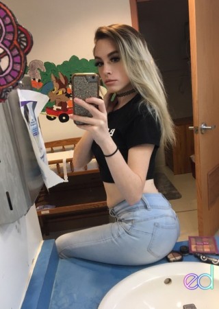 Cheektowaga | Escort Nicole-21-1477562-photo-1