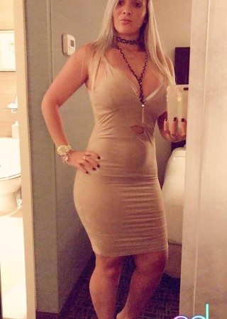 Richmond | Escort Lorena Bueno-26-1471034-photo-1