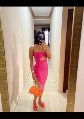 Hennessey | Escort Mell-22-1510964-photo-1