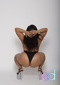 Rialto | Escort Honey-24-1489156-photo-2