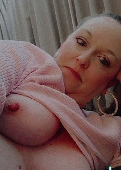 Sparks | Escort Skye-42-1496606-photo-5