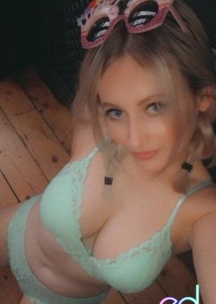 Quincy | Escort Amazing-28-1493721-photo-1