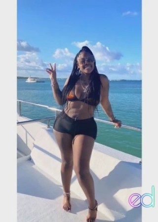 Newport | Escort Sandreya-28-1517219-photo-2