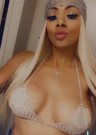 Savannah | Escort Angelina-28-1489621-photo-2