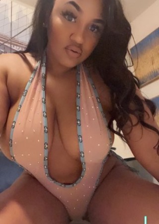 Independence | Escort Courtney-23-1484504-photo-1