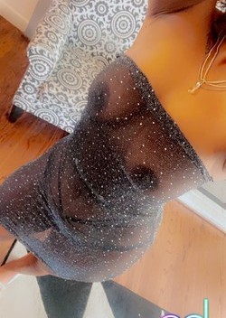 Sandy | Escort Naomii-27-1494052-photo-3