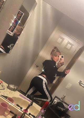 Coffeyville | Escort Alice-27-1497013-photo-3