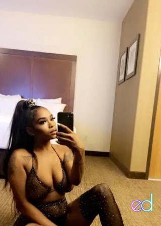 Montana | Escort Megan-26-1515849-photo-1