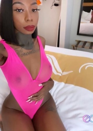 Pompano Beach | Escort Amber-23-1481906-photo-1