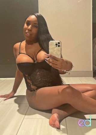 Bloomfield | Escort Versace-25-1489921-photo-1