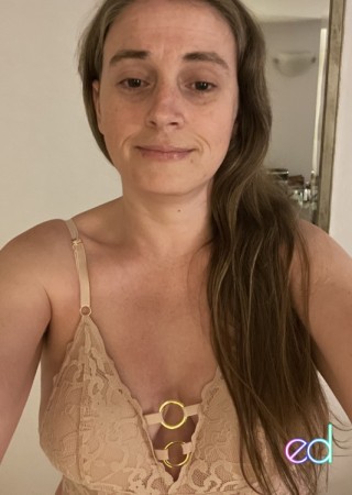 Ontario | Escort Alana-35-1480767-photo-1
