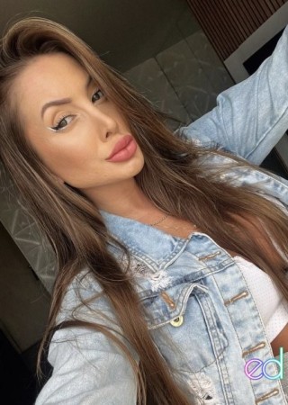 Stamford | Escort Leah-25-1496858-photo-1