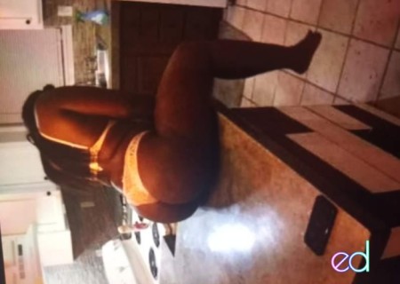 Milwaukee | Escort Stephanie-28-1485205-photo-2