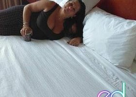 Newton | Escort Samantha-40-1492437-photo-3